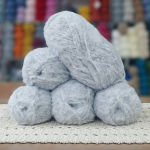 500 gr Kaz Tüyü Görünümlü İhraç Fazlası El Örgü İpi - Gri Melanj