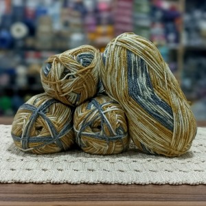 600 gr %20 Yünlü Ebruli  Desen Çıkartan İhraç Fazlası El Örgü İpi