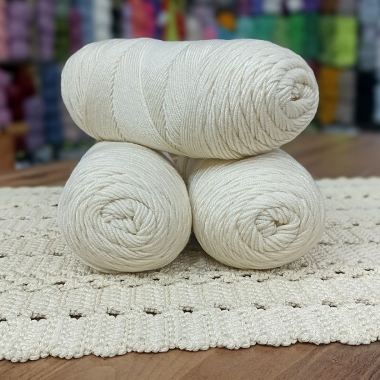 600-620 gr Amerikan Sarım  Antipilling  İhraç Fazlası El Örgü İpi - Krem