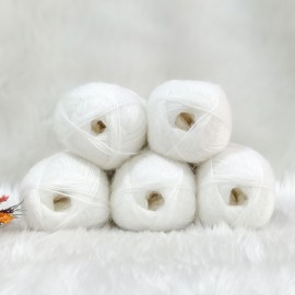500 gr PÖRRÖ %5 Mohair %10 Yün  İhraç Fazlası El Örgü İpi - Beyaz