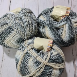 550-600 gr  Ebruli İhraç Fazlası El Örgü İpi