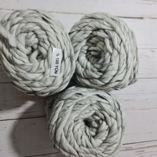 600 gr Crazy Wool %100 Yün  İhraç Fazlası El Örgü İpi -RENKLİ