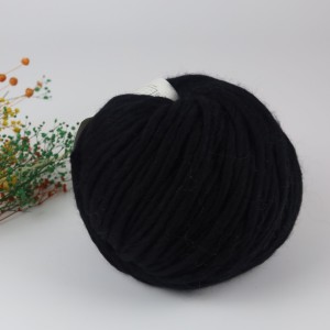 180 - 200 gr Crazy Wool %95 Yün  İhraç Fazlası El Örgü İpi -SİYAH